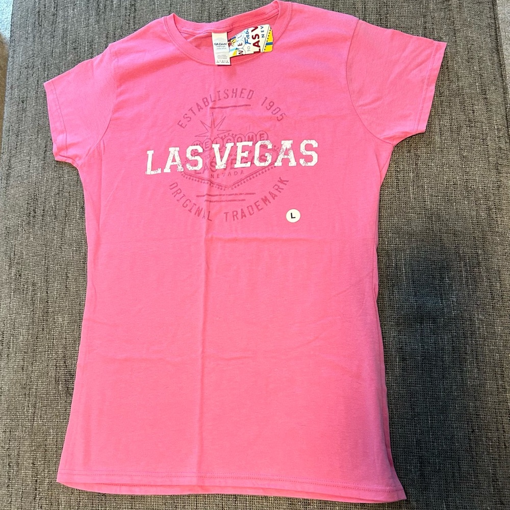 NWT Las Vegas Pink with White Lettering short sleeve t-shirt  size large